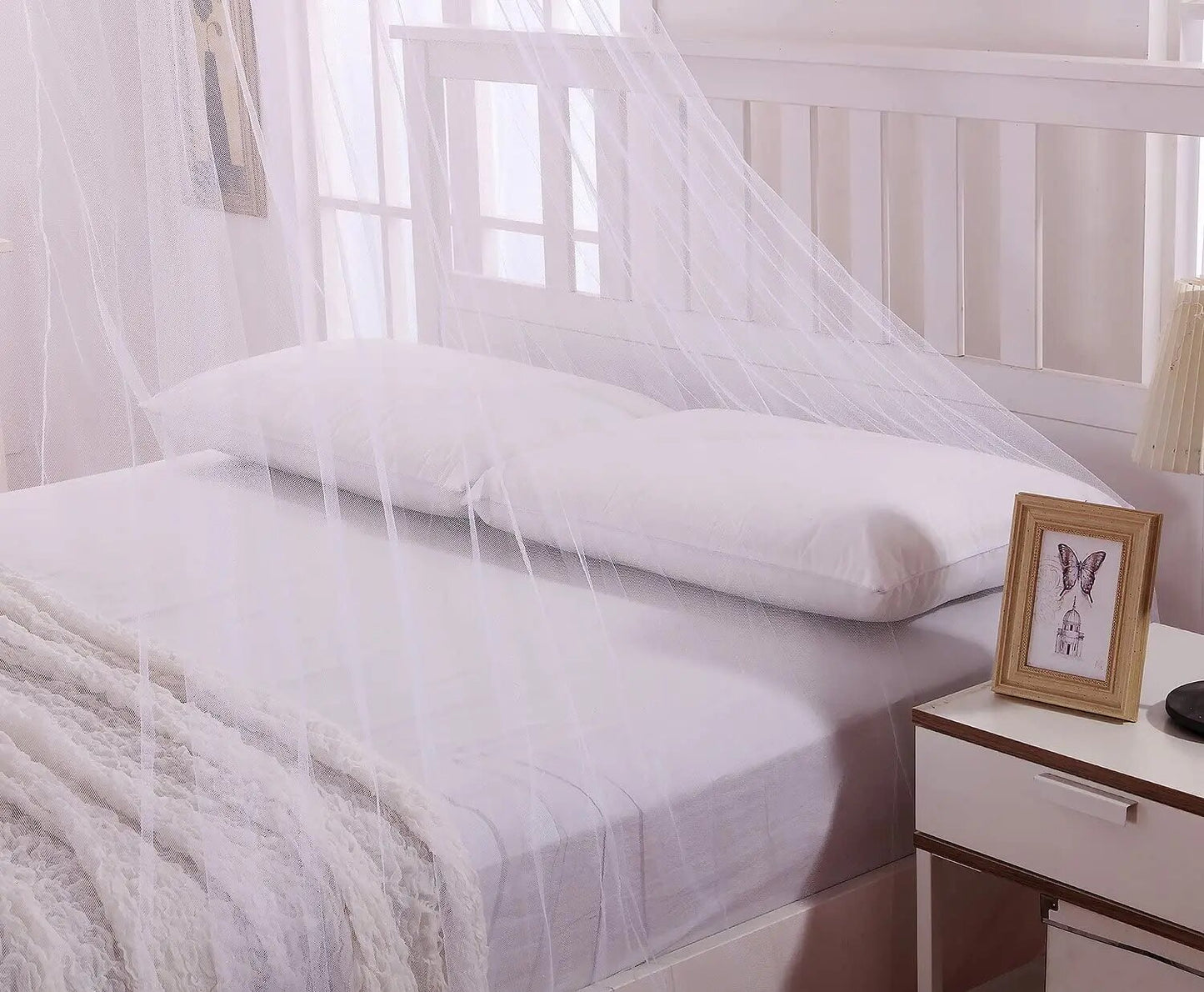 Universal Elegant Round Bed Canopy